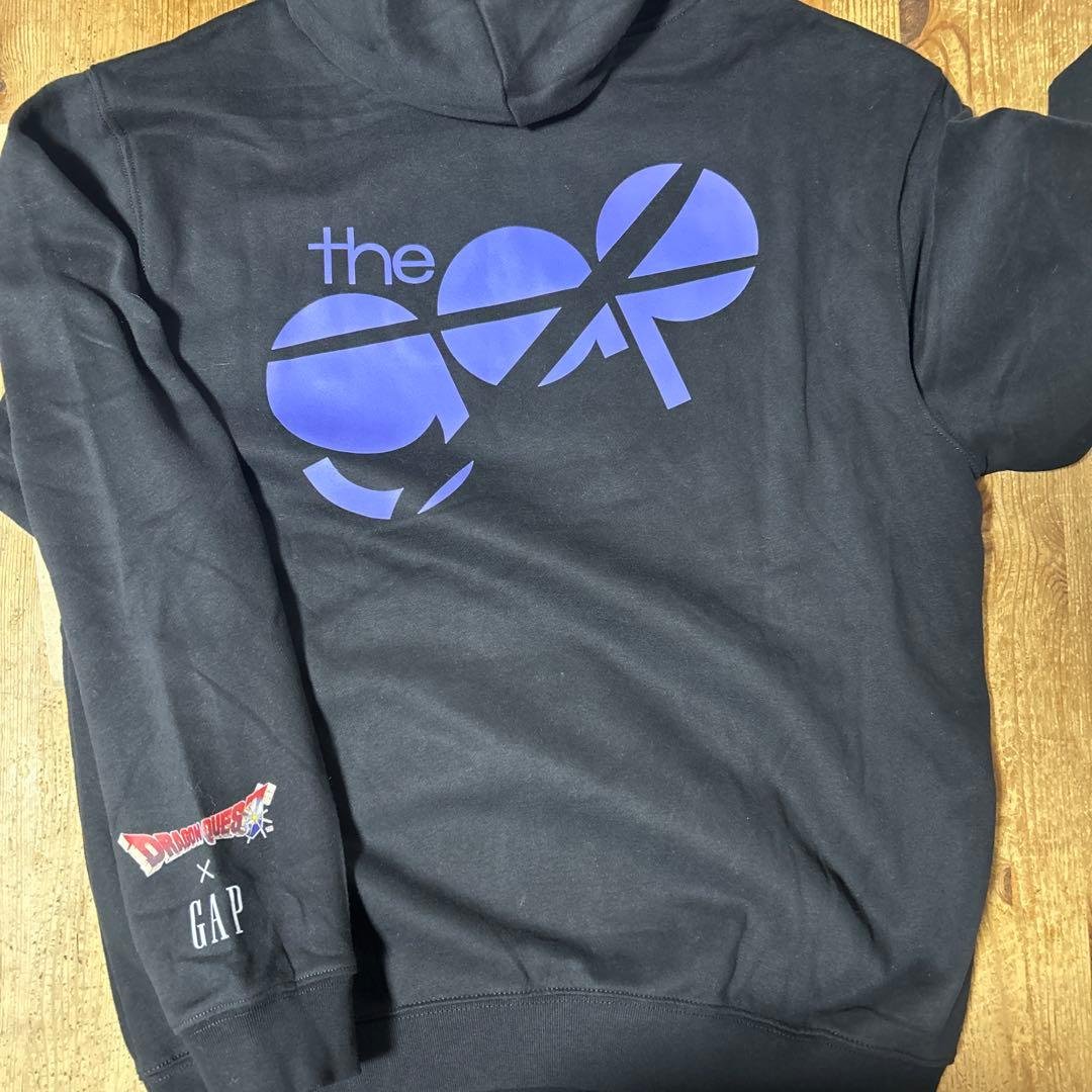 ドラゴンクエスト × GAP キラーマシン（ロビン）パーカー M（表記S